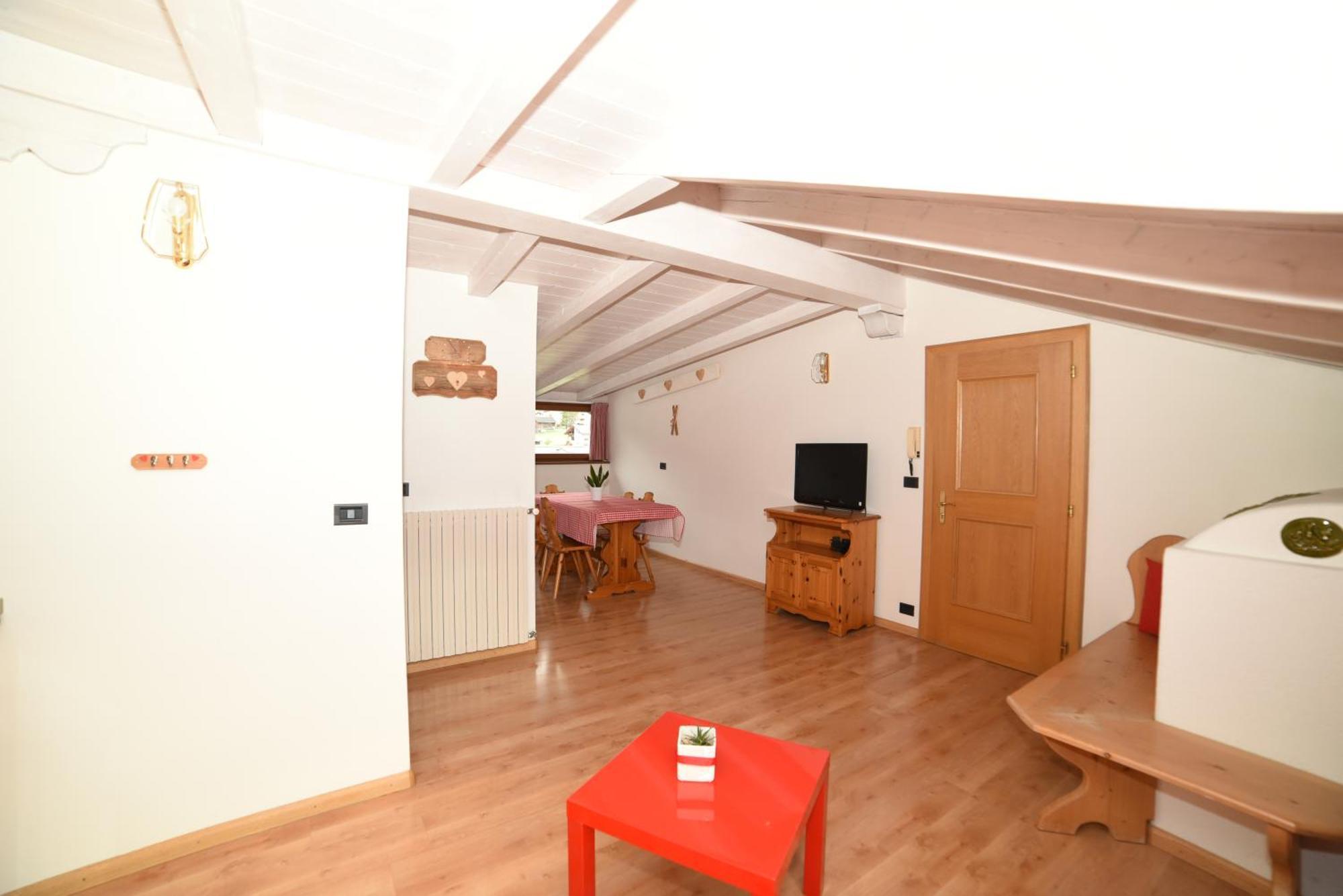 Ferienwohnung Cesa Mandi E Miky Canazei Exterior foto